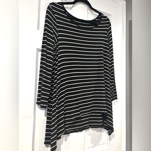 Cable & Gauge striped flowy tunic
